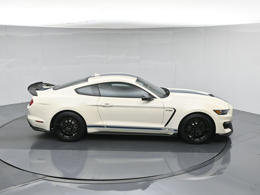 Certified 2020 Ford Mustang Shelby GT350 w/ Technology Package RWD image 38