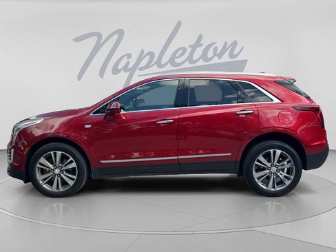 Used 2020 Cadillac XT5 Premium Luxury FWD image 4