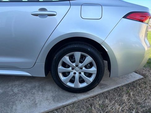 Used 2022 Toyota Corolla LE image 34