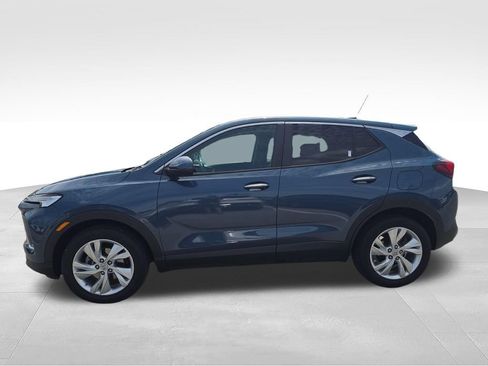 Used 2024 Buick Encore GX Preferred FWD image 2