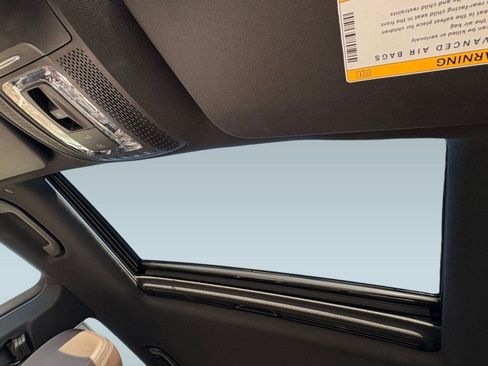 Used 2021 Mercedes-Benz GLE 350 image 16