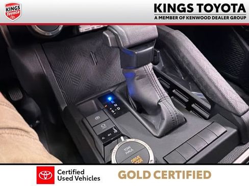 Used 2025 Toyota 4Runner SR5 AWD/4WD image 20