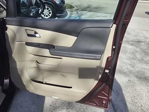 Used 2016 Honda Odyssey EX-L image 18