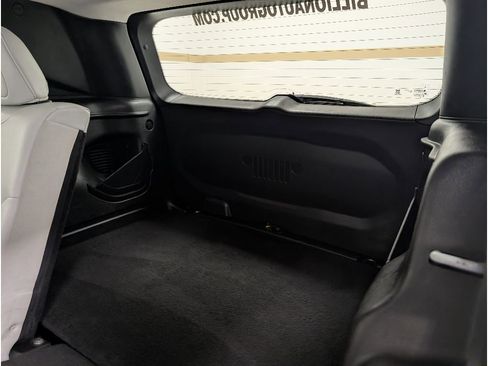 Used 2022 Jeep Renegade Limited AWD/4WD image 17