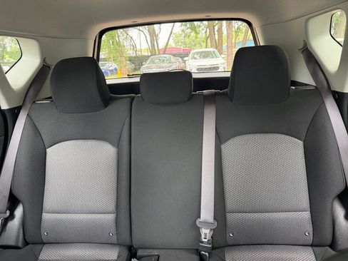 Used 2025 Kia Soul LX w/ LX Technology Package FWD image 35