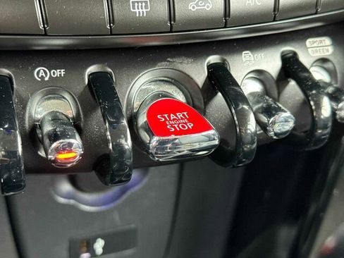 Used 2019 MINI Cooper S image 25