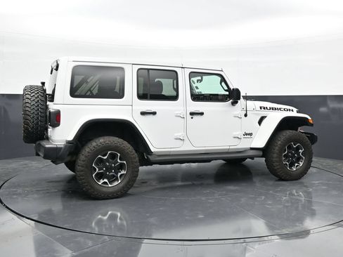 Used 2023 Jeep Wrangler Unlimited Rubicon w/ Cold Weather Group AWD/4WD image 10