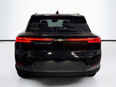 New 2026 Chevrolet Equinox EV LT AWD/4WD image 7