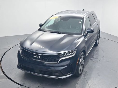 Certified 2023 Kia Sorento EX image 47