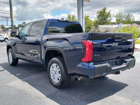 Used 2022 Toyota Tundra SR5 w/ SR5 Convenience Package AWD/4WD image 6