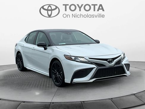 Used 2024 Toyota Camry XSE w/ Cold Weather Package FWD image 8