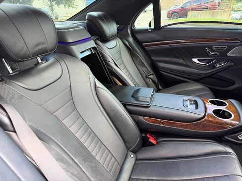 Used 2014 Mercedes-Benz S 550 Sedan image 24