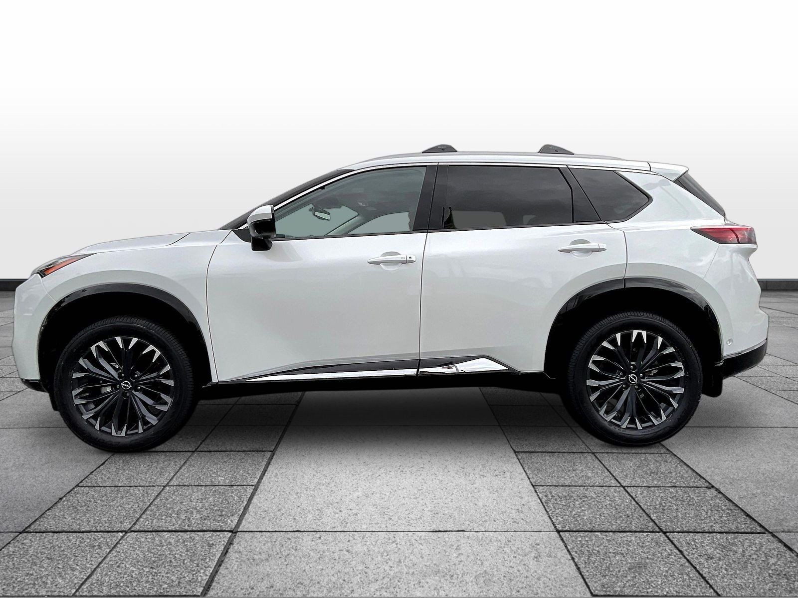 Certified 2026 Nissan Rogue Platinum w/ Platinum Premium Package AWD/4WD image 8