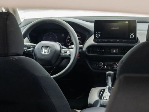 Used 2024 Honda HR-V LX image 17