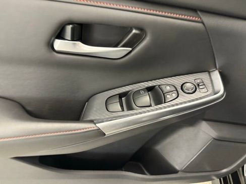 New 2025 Nissan Sentra SR image 11