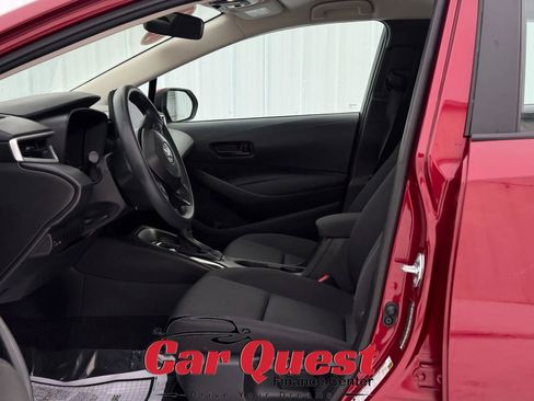 Used 2024 Toyota Corolla LE image 10