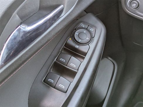 Used 2022 Chevrolet TrailBlazer RS image 21