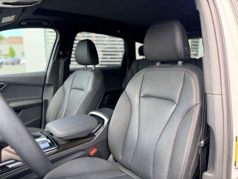 Certified 2025 Audi Q7 2.0T Premium Plus w/ Premium Plus Package AWD/4WD image 11