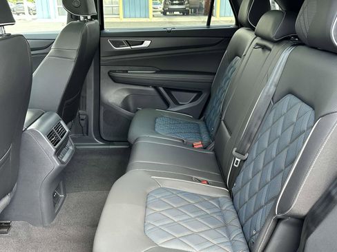 New 2025 Volkswagen Atlas Cross Sport SEL Premium R-Line image 13