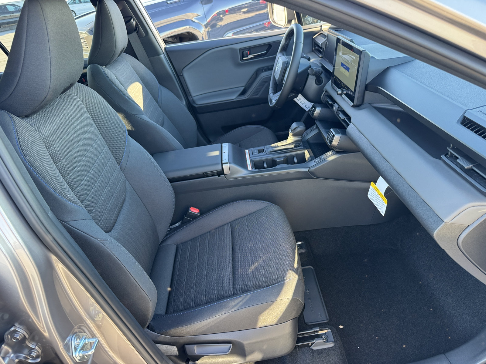 New 2026 Toyota RAV4 SE w/ Weather Package AWD/4WD image 8