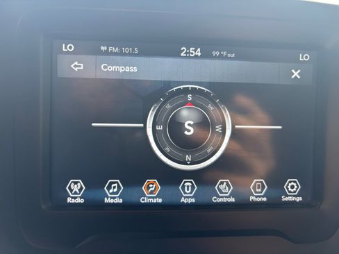 Used 2019 Jeep Renegade Limited AWD/4WD image 24
