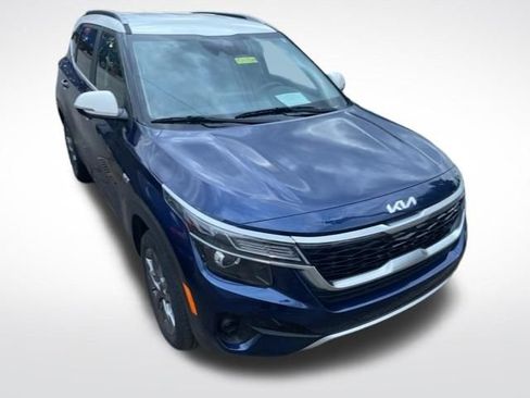 Used 2023 Kia Seltos S w/ Navigation Package image 10