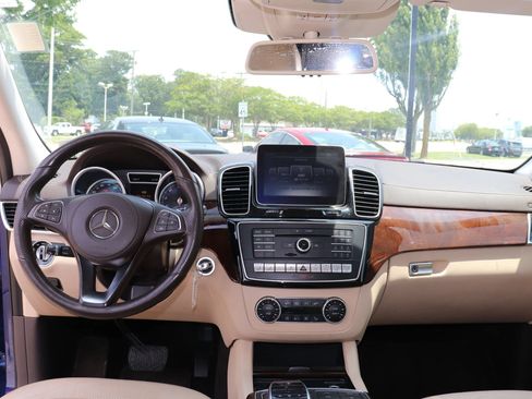 Used 2017 Mercedes-Benz GLS 450 4MATIC w/ Premium Package image 4