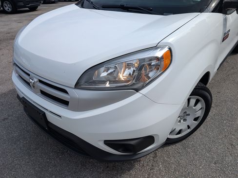 Used 2018 RAM ProMaster City Tradesman SLT FWD image 13
