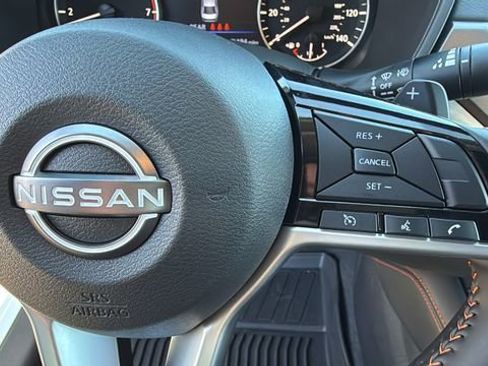 New 2025 Nissan Altima 2.5 SR image 32