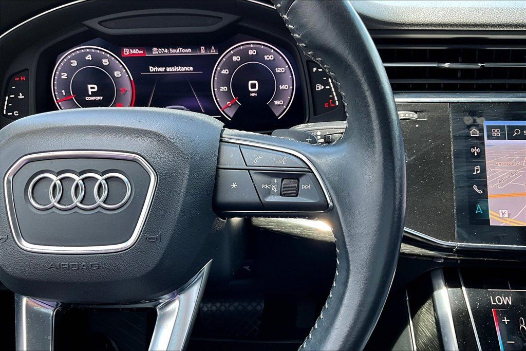 Used 2020 Audi Q8 Premium Plus w/ Premium Plus Package AWD/4WD image 12