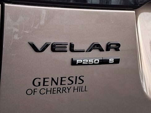 Used 2020 Land Rover Range Rover Velar R-Dynamic S image 30