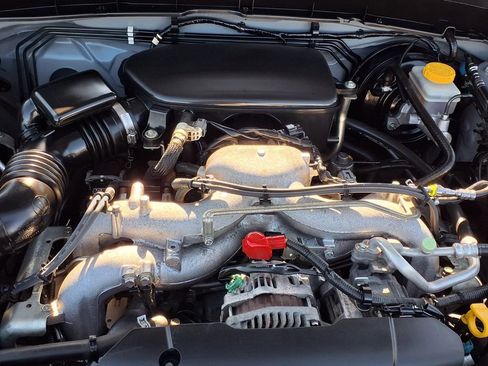 Used 2010 Subaru Forester 2.5X Premium image 17