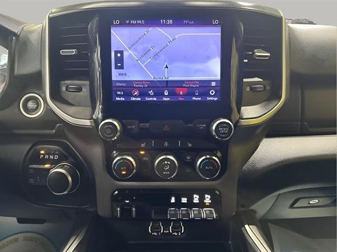 Used 2019 RAM 2500 Big Horn w/ Black Appearance Package AWD/4WD image 14