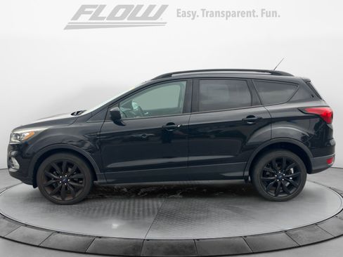 Used 2019 Ford Escape SE FWD image 5