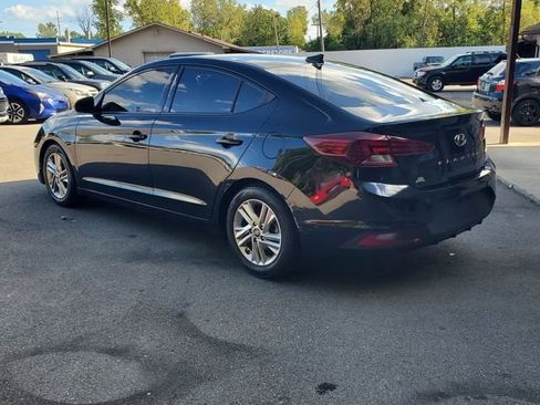 Used 2019 Hyundai Elantra SEL w/ Cargo Package FWD image 4
