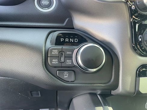 New 2026 RAM 1500 Big Horn w/ Night Edition AWD/4WD image 18