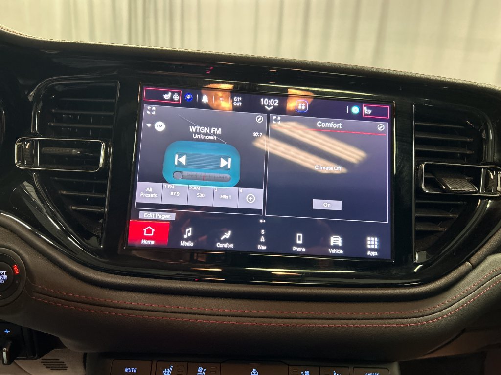 Used 2025 Dodge Durango GT AWD/4WD image 17