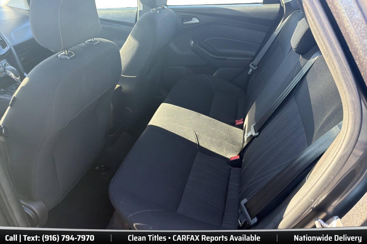 Used 2018 Ford Focus SE FWD image 11