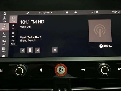 Used 2023 Porsche Macan AWD/4WD image 63