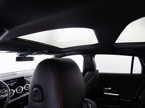 Certified 2022 Mercedes-Benz GLA 250 4MATIC image 20