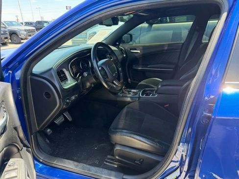 Used 2019 Dodge Charger R/T w/ Plus Group RWD image 7