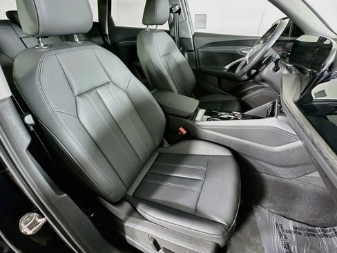 Used 2026 Audi Q5 Premium AWD/4WD image 8