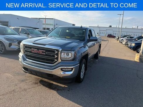 Used 2016 GMC Sierra 1500 SLE w/ SLE Value Package AWD/4WD image 2