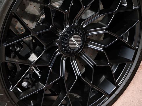 Used 2023 Lamborghini Huracan STO RWD image 16