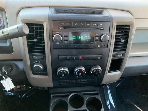 Used 2012 RAM 2500 ST w/ PWR & Remote Entry Group image 31