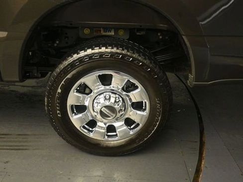 Certified 2025 Ford F250 Lariat w/ Lariat Ultimate Package AWD/4WD image 9