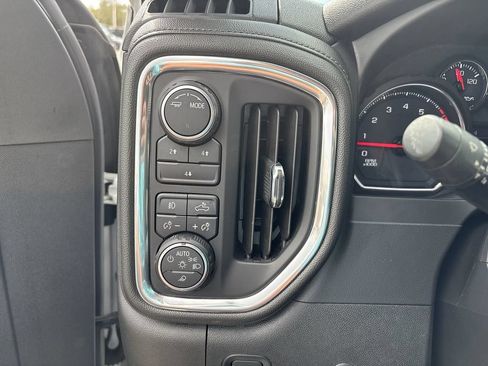 Used 2020 Chevrolet Silverado 2500 LT w/ All Star Edition AWD/4WD image 21