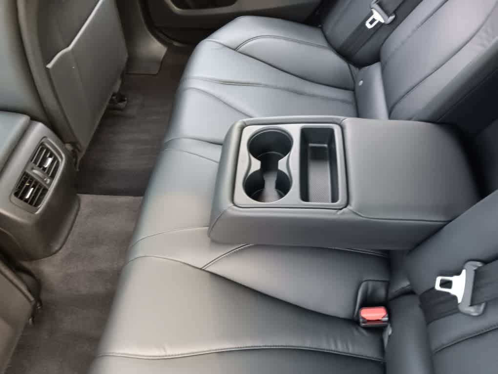 Used 2023 Acura TLX FWD image 15