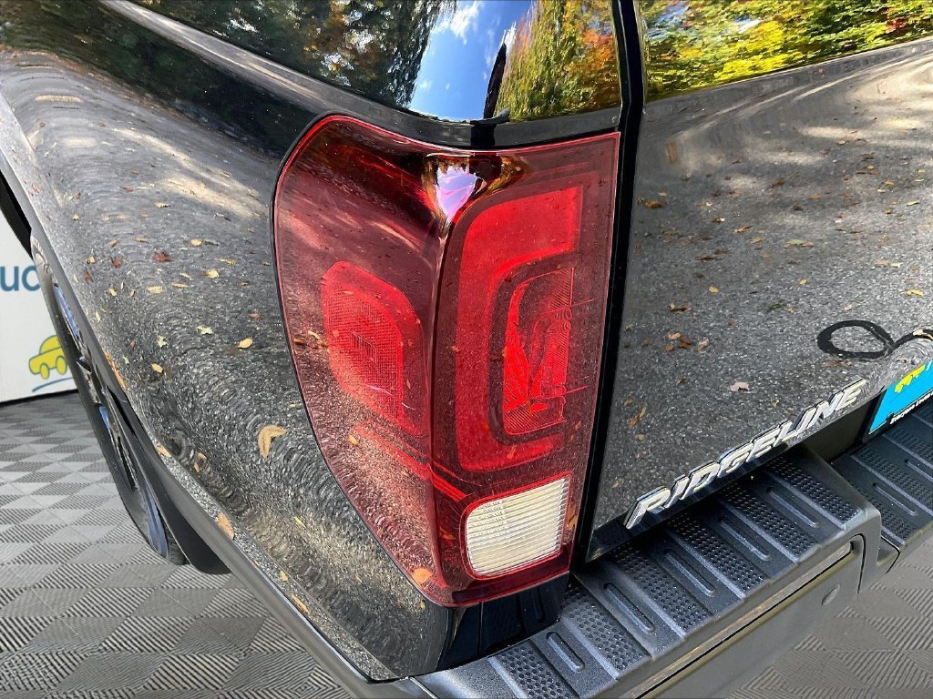 Used 2017 Honda Ridgeline Black Edition image 33