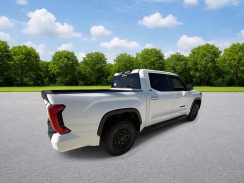 New 2026 Toyota Tundra SR5 image 7
